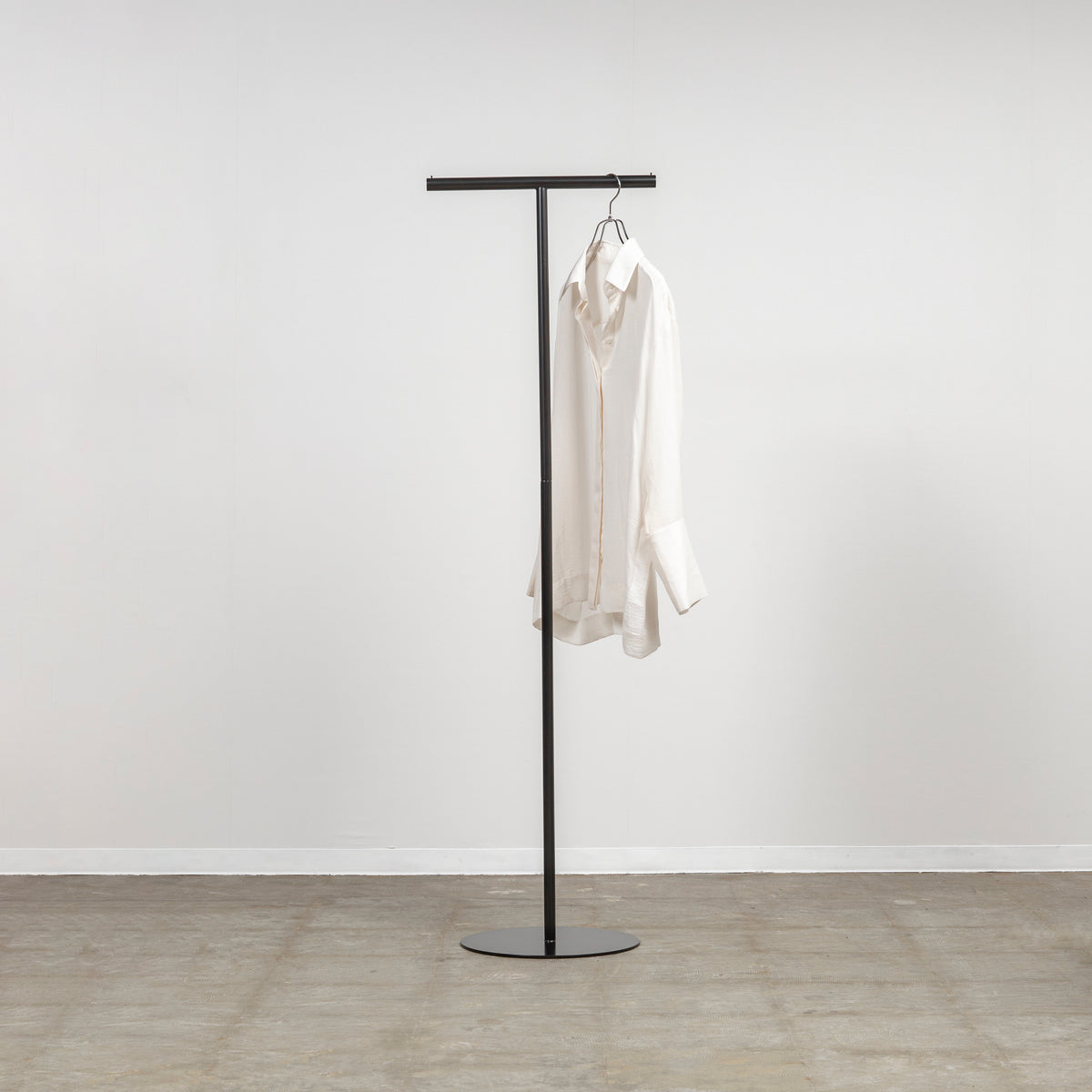 Minimalist Garment Rack STEEL T-shaped CLOTHING RACK
