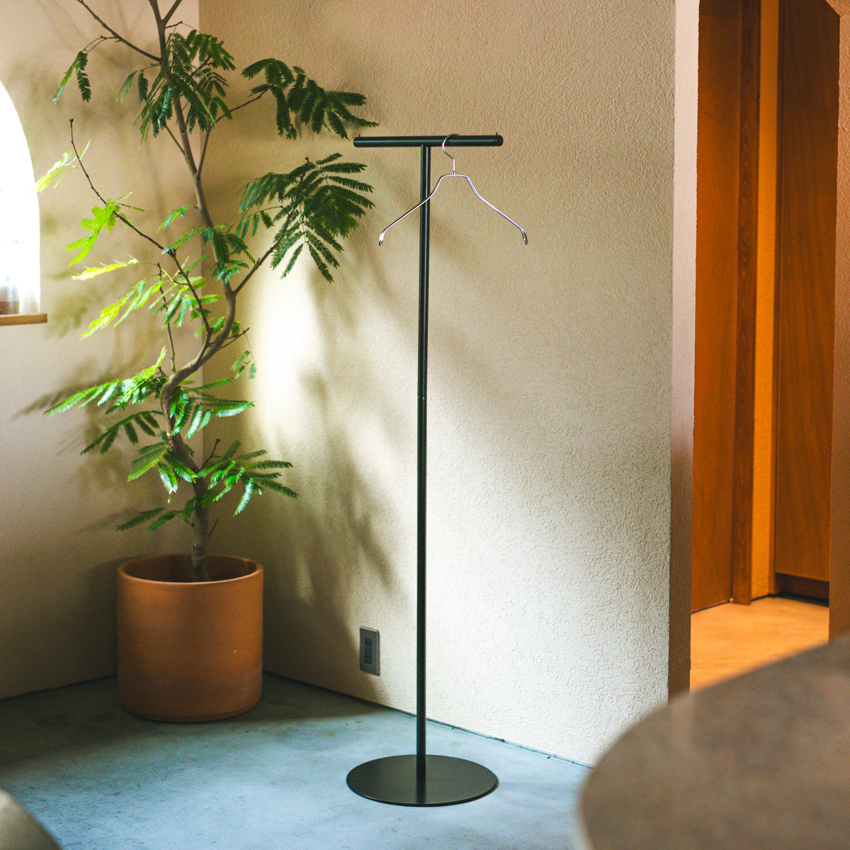 STEEL T-shaped CLOTHING RACK