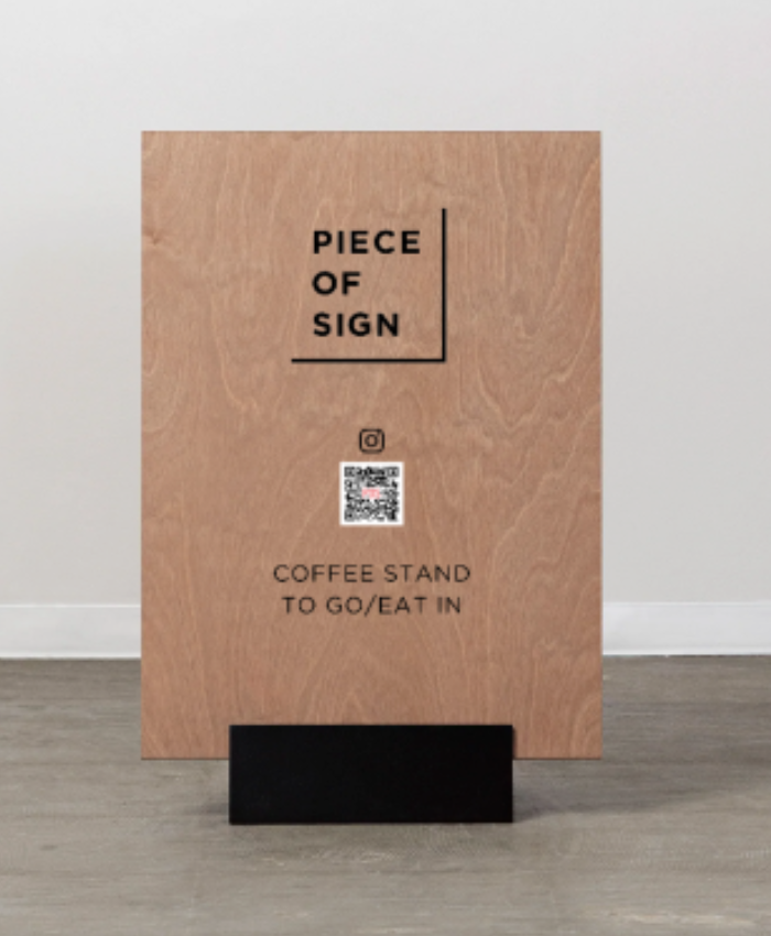 Logo and QR