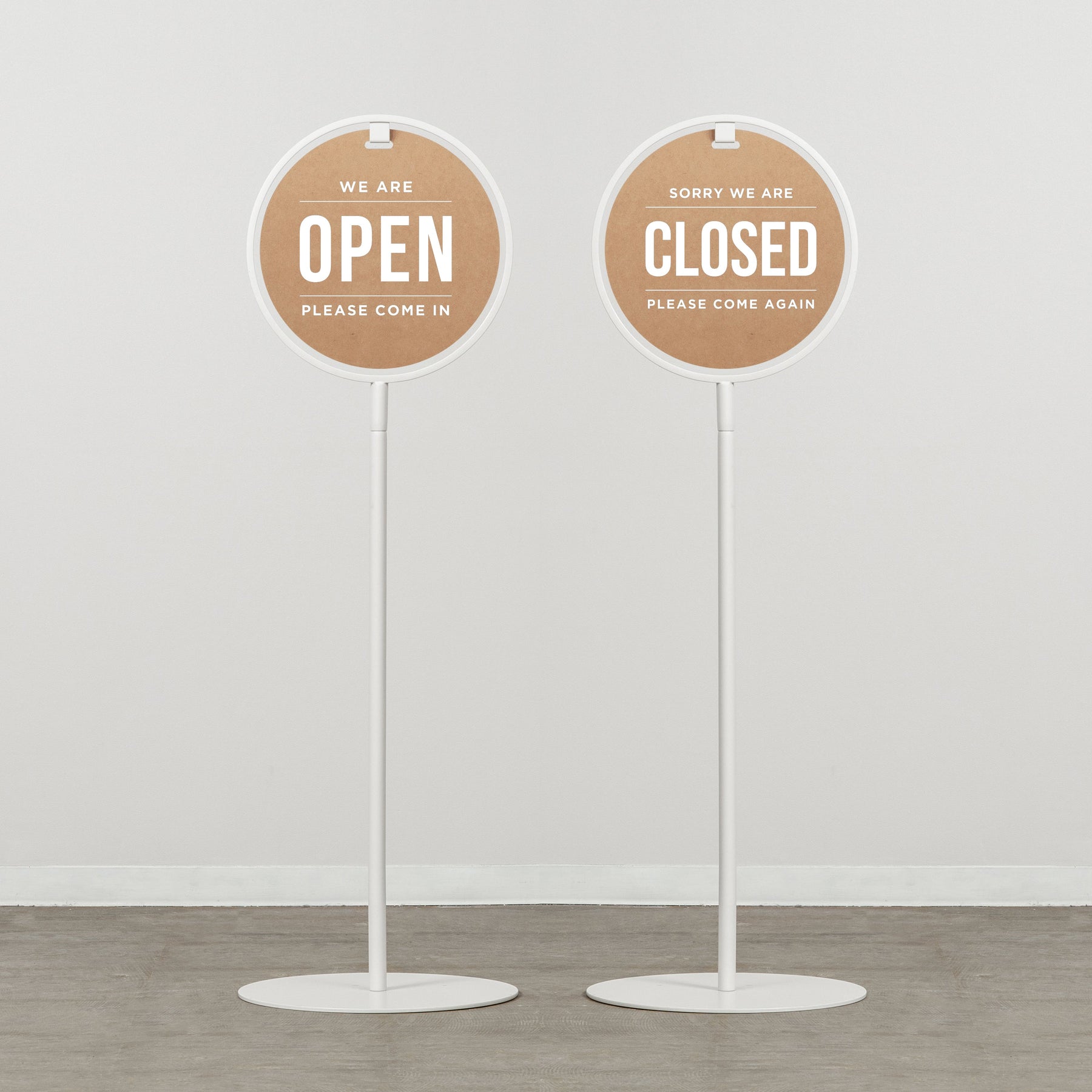 OPEN & CLOSED Round Frame Sidewalk Sign