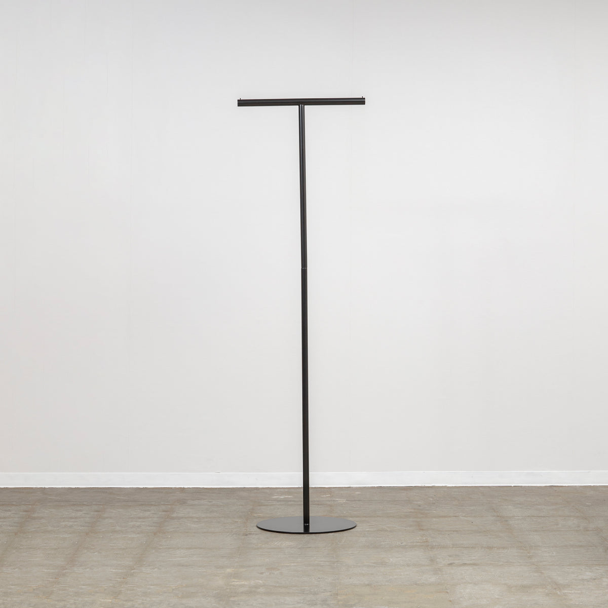 STEEL T-shaped CLOTHING RACK