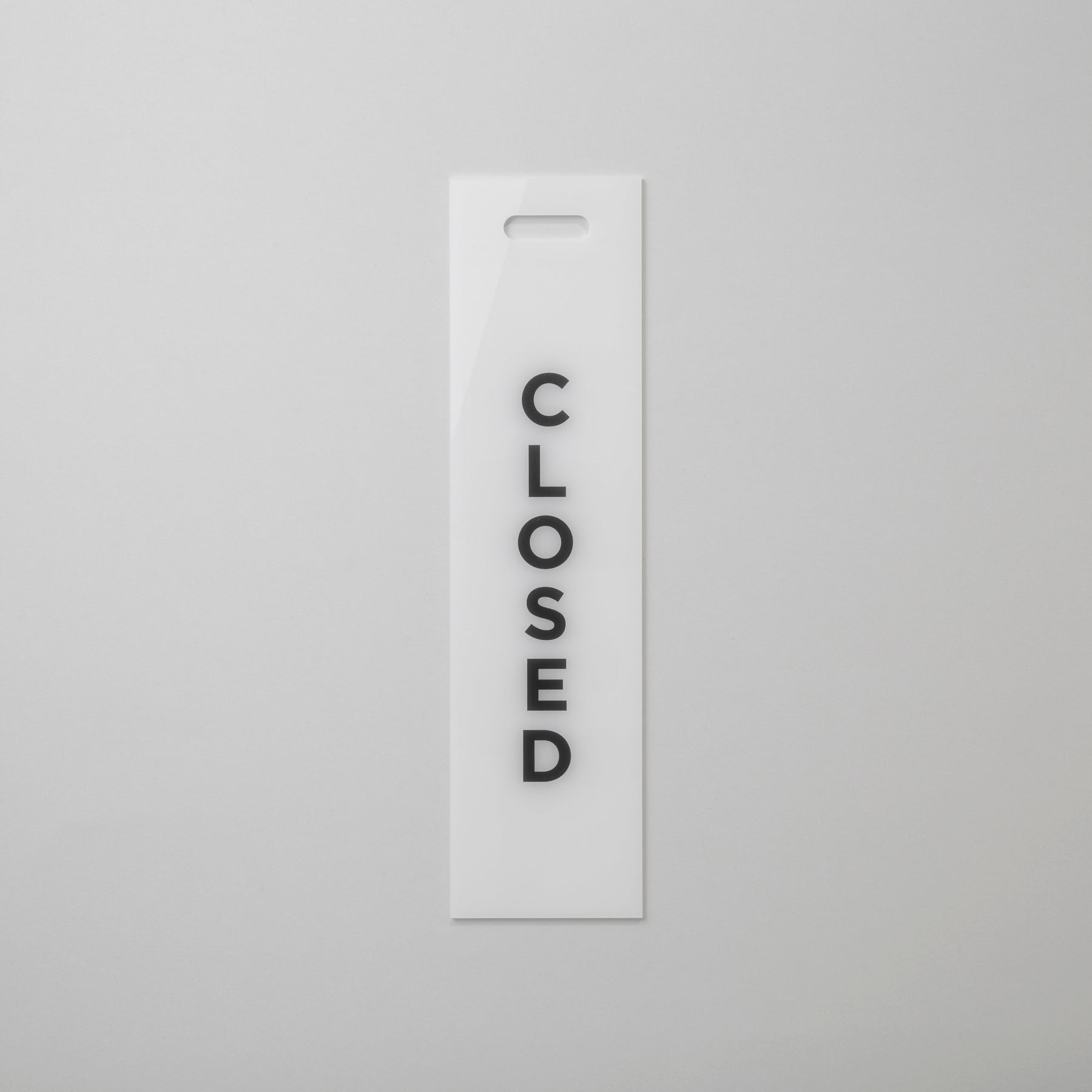 CLOSED Plate Sign